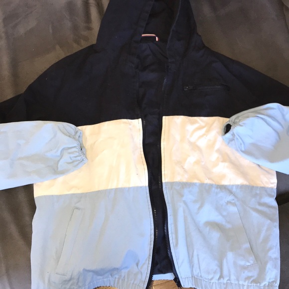 Brandy Melville Tops - Brandy Melville blue tones zip up